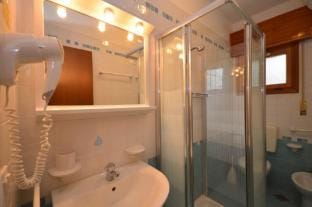 Amazing Apartment in a Renewed Residence with Pool Apartment in Bibione