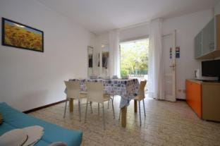 Lovely Garden Apartment for a Relaxing Stay Apartment in Bibione