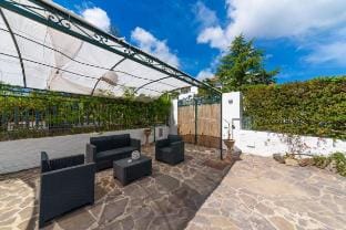 Deluxe Family Room - Villa Fortuna B&B Vacation rental in Ischia
