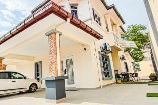Modern Home at Kajang by HCK Vacation rental in Negeri Sembilan, Malaysia