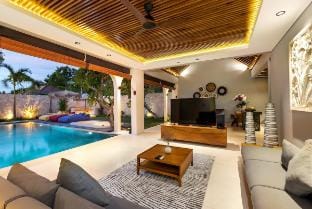 Villa Indira: 3BR Villa In Umalas, Canggu Vacation rental in North Kuta
