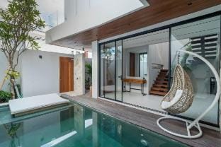 Luxury Haven : Stunning 2BR Brand new in Canggu Vacation rental in North Kuta