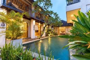 Villa Amrina: Central 3BR Tranquility in Umalas Vacation rental in North Kuta