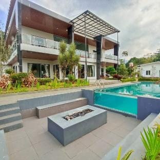 Derihuma villa puncak bogor Villa in West Java