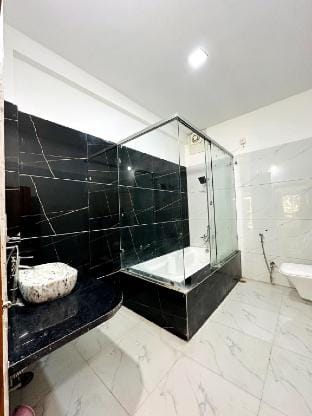 Spacious green oasis stay Vacation rental in India