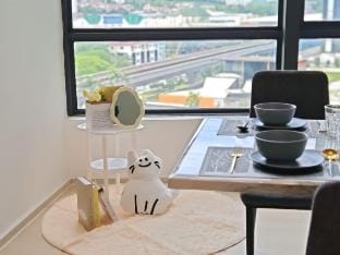Eko Vibe KL: Mall&MRT Next Door Vacation rental in Federal Territory of Kuala Lumpur