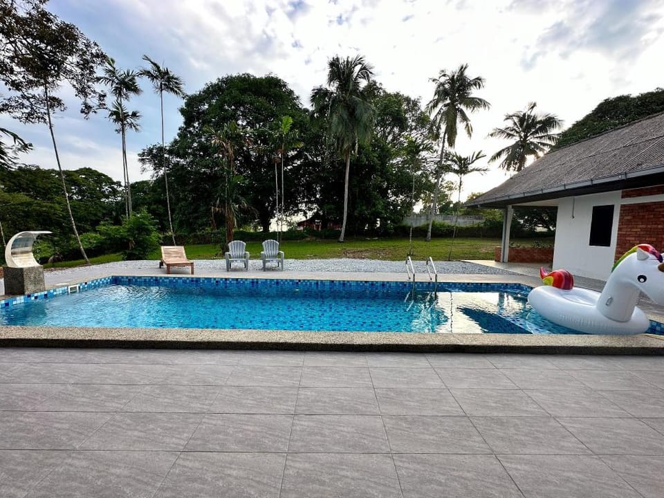 The Wooden Retreat Port Dickson Hotel in Port Dickson