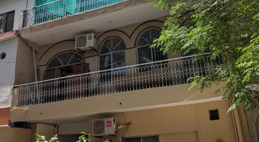 Luxury Guest House Hotel in Islamabad