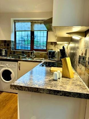 Ossett-Wakefield Free Parking & Wi-Fi - Long stays Vacation rental in Dewsbury