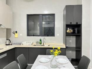 Cozy CityView 3R3B@CG/DangaBay/JB (8-12pax) Apartment in Johor Bahru