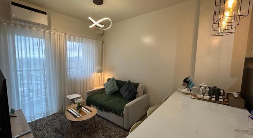 Cozy Place near Eastwood Apartment in Pasig