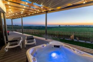 Villa Vue Mer avec spa - Les Gîtes de Fabie Villa in Plougonvelin
