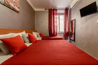 Unique Guesthouse Triple Room next Roma Termini St Vacation rental in Rome