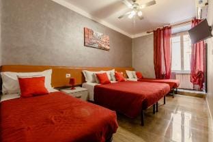Unique Guesthouse Triple Room next Roma Termini St Vacation rental in Rome