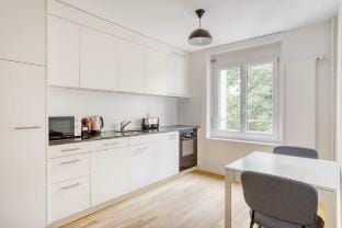 City Centre Spacious 2-BR Apt Paraiba Vacation rental in Zurich City