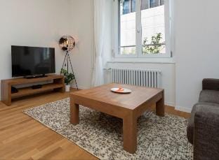 Apt 1B - In the heart of Zurich - Chic 2-BR Apt Vacation rental in Zurich City