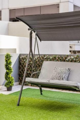 Darling Harbour 2BR Retreat with Spacious Balcony Vacation rental in Sydney