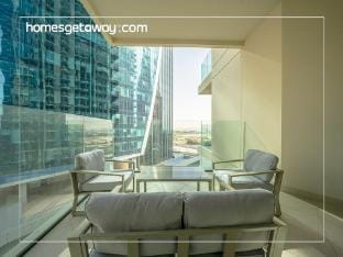 Stylish 1BR Luxury Stay Ideal for 5 Guests Vacation rental in Dubai