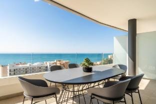 Seaviews Reserve The Breeze Apartment in Fuengirola