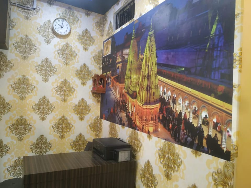 Shri Balaji Paying Guest House Hotel in Varanasi