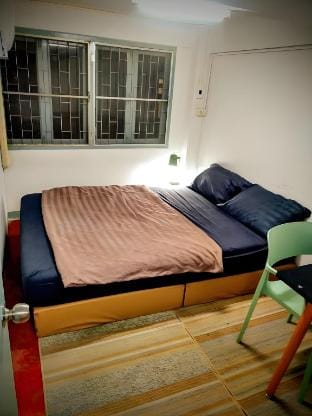 Small Room - Shared Bath - Aircondition Vacation rental in Bangkok