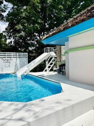 Cholly poolvilla ชลลี่พลูวิลล่า Chalet in Laos