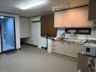[Line 9] STAY MIYA Vacation rental in Seoul
