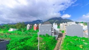 Villa Bhagyam with Private Pool and Rooftop Vacation rental in Batu
