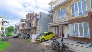 Villa Bhagyam with Private Pool and Rooftop Vacation rental in Batu