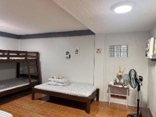 Dela Cruz Transient House - Unit 1 Vacation rental in Bolinao