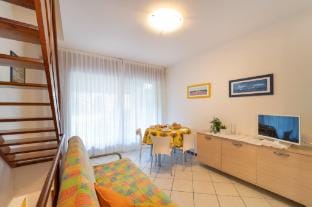 Newly Renovated Holiday Escape with Garden and Outdoor Pool Apartment in Bibione