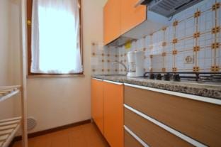 Charming and Spacious Holiday Flat in Bibione with Pool Access Apartment in Bibione