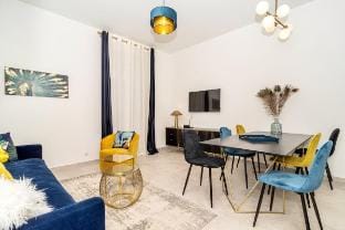 Luxury Congres Courtyard by Booking Guys Vacation rental in Nice