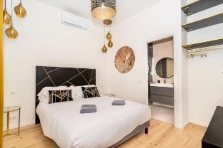 Luxury Congres Street by Booking Guys Vacation rental in Nice