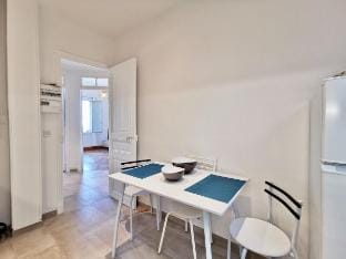 Foch 2 by Booking guys Vacation rental in Villefranche-sur-Mer