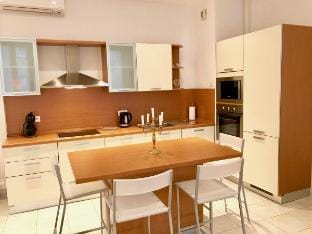 Philibert by Booking Guys Vacation rental in Nice