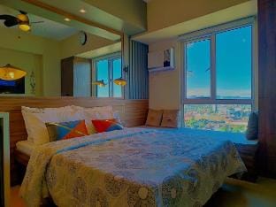 Avida Riala 2214 T3 IT Park 355Mbps WiFi Queen Bed Apartment in Lapu-Lapu City