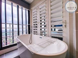 Southkey Mosaic - 3 bedroom*8pax by RR JBcity Apartment in Johor Bahru