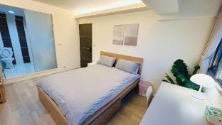 ZXE702/Houshanpi Station/Raohe NightMarket/Wufenpu Vacation rental in Taipei City