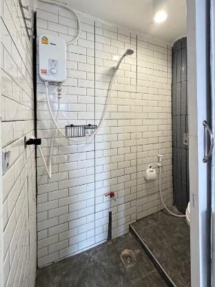 Chubby 9 room 7
Easy transport and many store Vacation rental in Bangkok