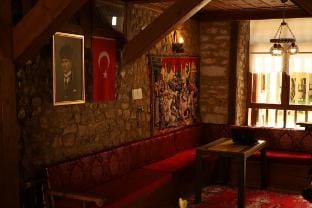 SARI Konak Otel Ottoman house Vacation rental in Turkey