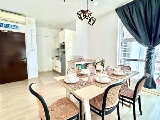 CozyHome 10pax Sunway Nexis link to IOI mall & MRT Vacation rental in Petaling Jaya
