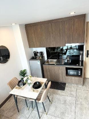 Stylish 1BR Loft Near Naiharn Beach Pool Gym C181 Vacation rental in Rawai
