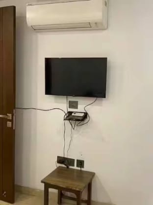 Delightful 3BHK Apartment near Max Hospital Saket Apartment in New Delhi