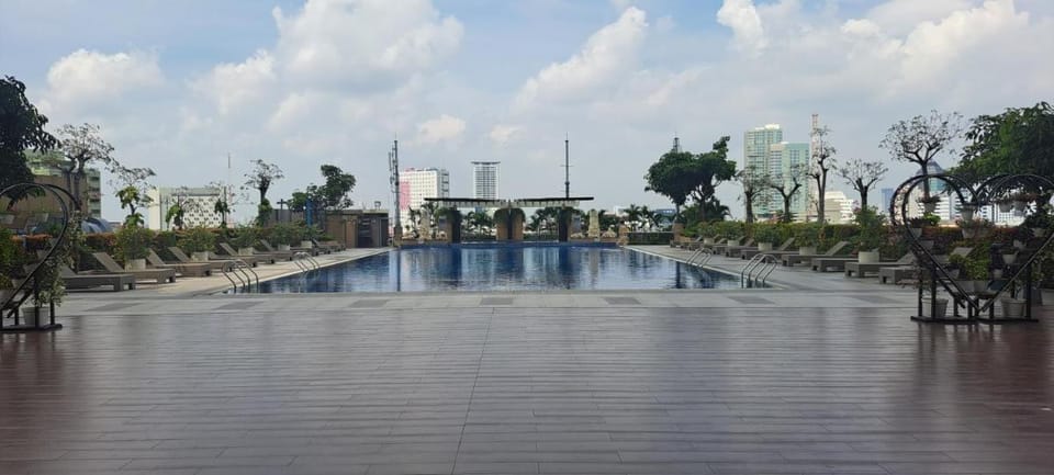 Apartments Trillium Residence 3BR Apartment in Surabaya