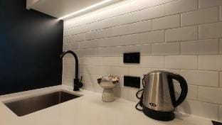 Centrally located studio & views Vin121 Vacation rental in Auckland