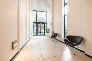 Central Retreat: High-Level Near Queen St Vin91 Vacation rental in Auckland