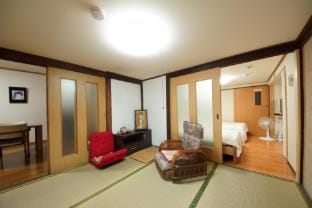 Remote Retreat Shikawa リモートリモート志川 Vacation rental in Japan