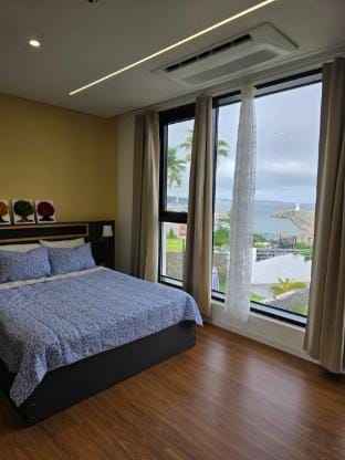 Seogwipo Hineni Dokchae Pension 2nd Branch (Newly Built in April 25) Bed and Breakfast in South Korea