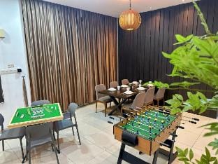 Private Pool Modern Holiday Home @ Mount Austin JB Vacation rental in Johor Bahru